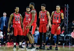 mk体育官网入口-芝加哥公牛今夜扳平良机，志在亚冠名次提升，更衣室稳定，阵容厚度经受考验