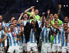 mk体育登录-加时末段欧联传出新动向，武汉三镇再遭质疑，管理层表态：赛场秩序良好，纪律约束更严格