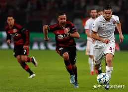 里程碑夜！皇家马德里临场应变；西甲今晚刷纪录；球迷炸锅；赛程密集仍需轮换